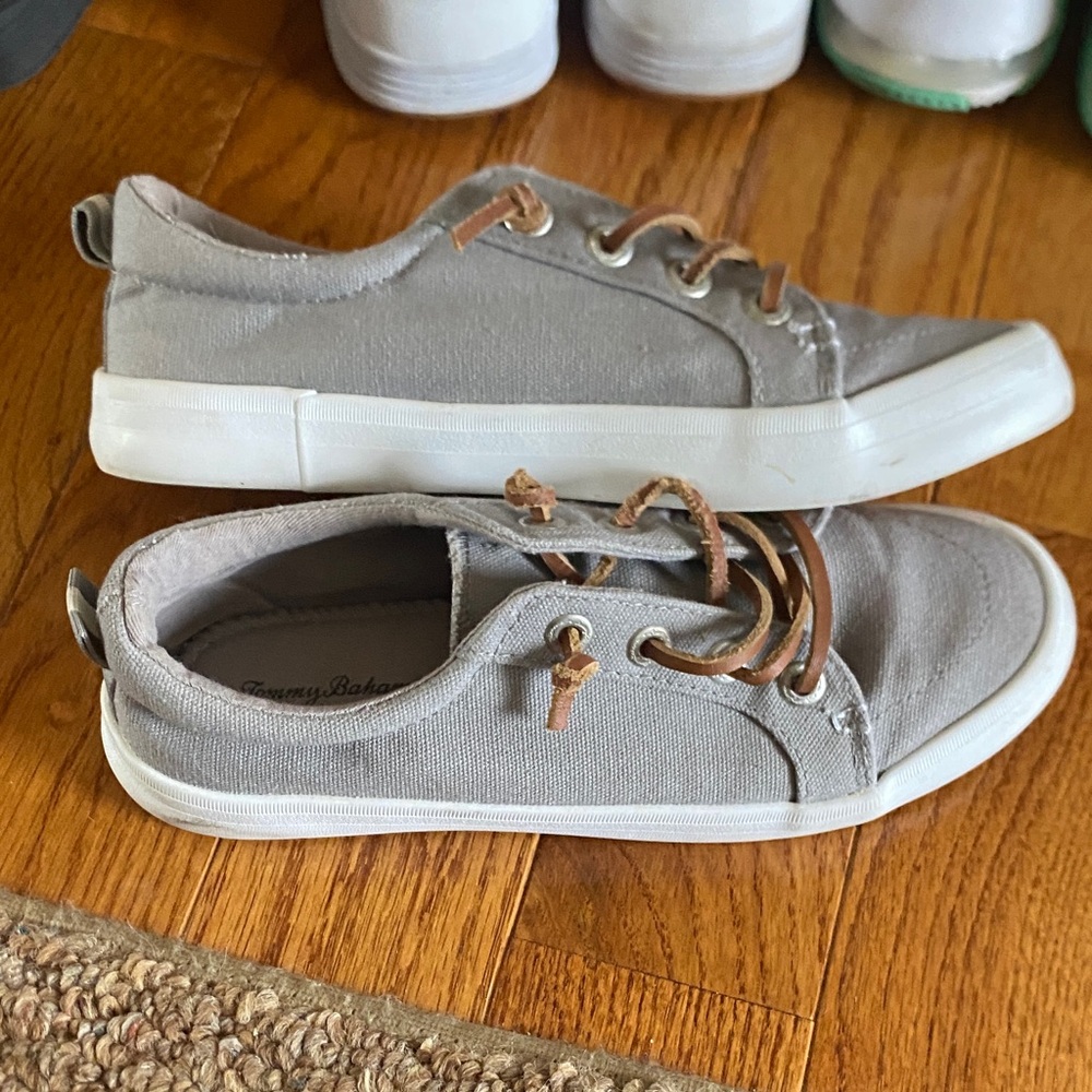 Tommy Bahama Gray Sneakers